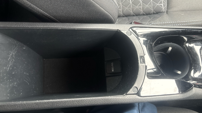 Toyota C-HR 1.8 Hybrid Design 5dr CVT Hybrid Hatchback